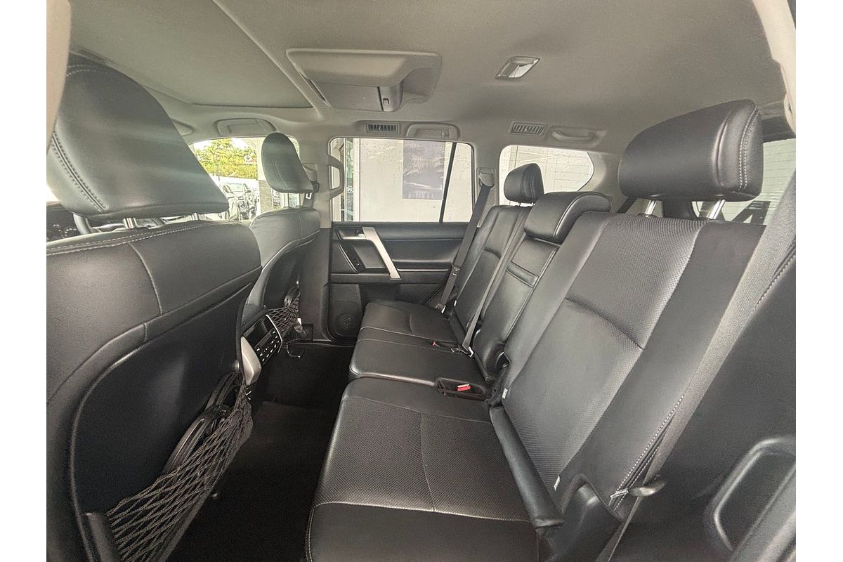 2020 Toyota Landcruiser Prado