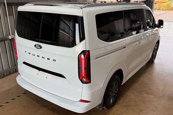 2025 Ford Tourneo Titanium X AV SWB