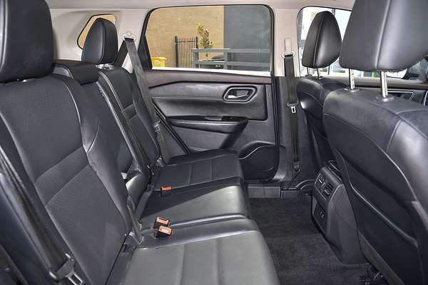 2023 Nissan X-TRAIL ST-L T33