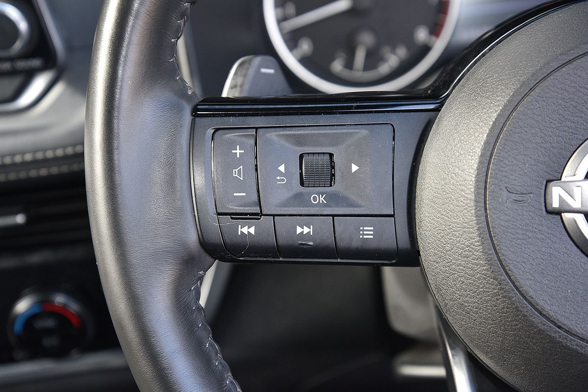 2023 Nissan X-TRAIL ST-L T33