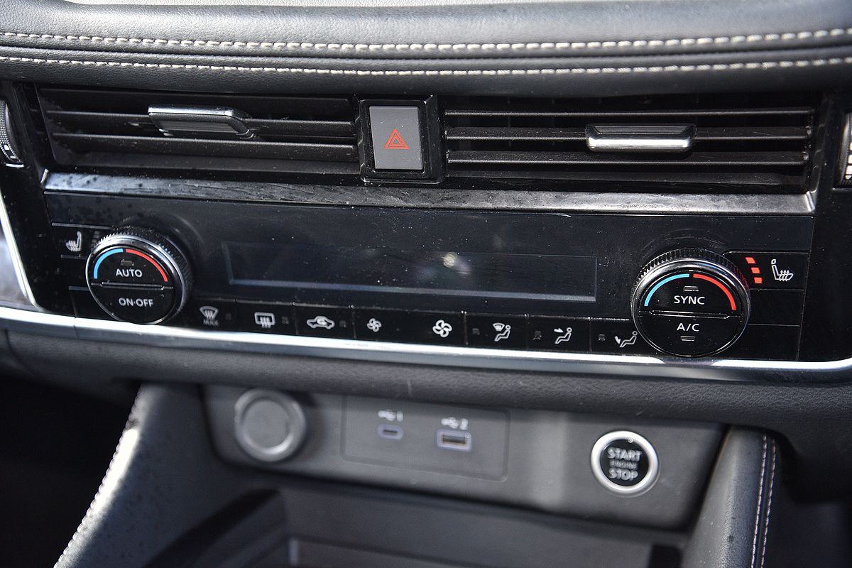 2023 Nissan X-TRAIL ST-L T33