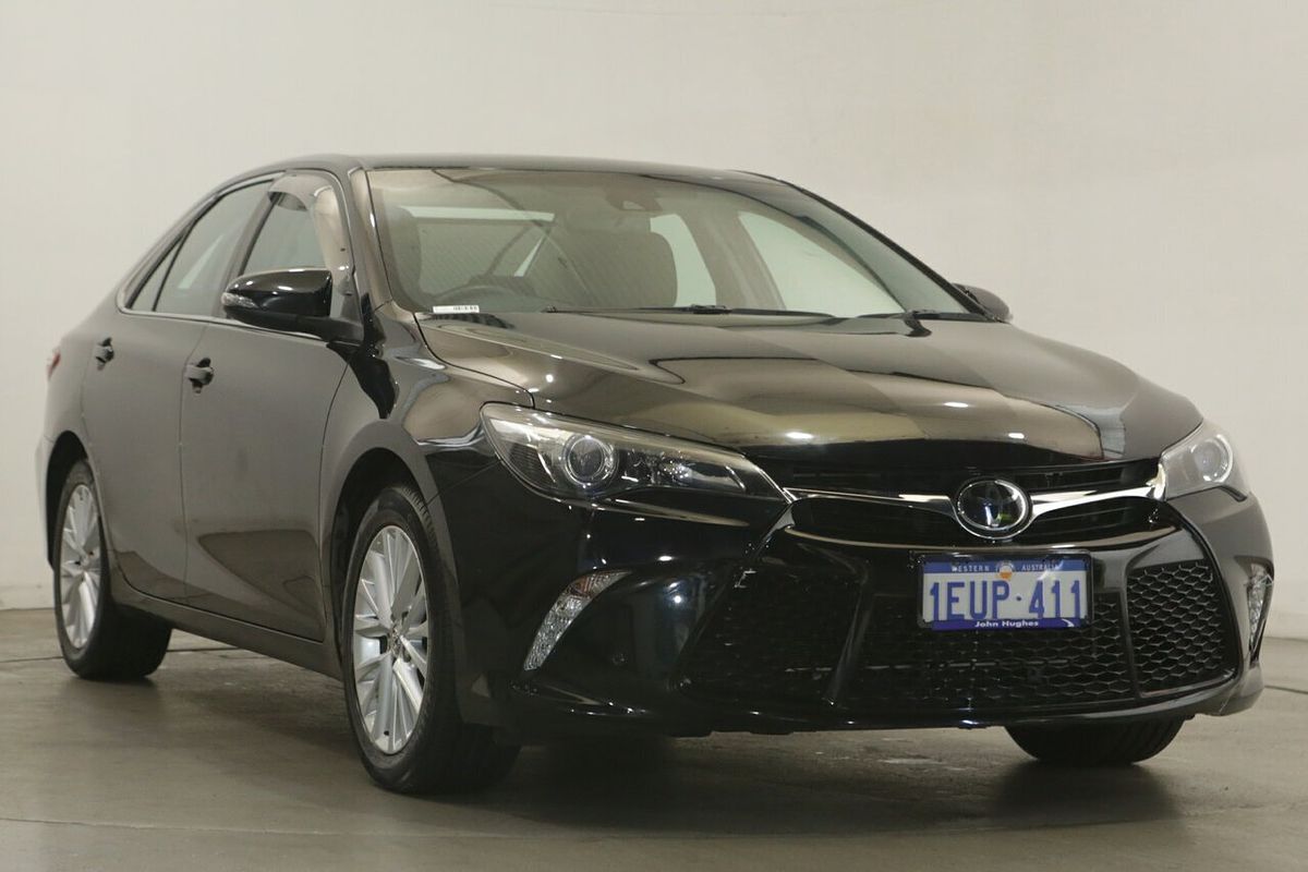 2015 Toyota Camry Atara SL AVV50R