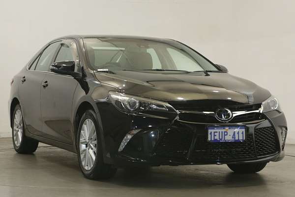 2015 Toyota Camry Atara SL AVV50R