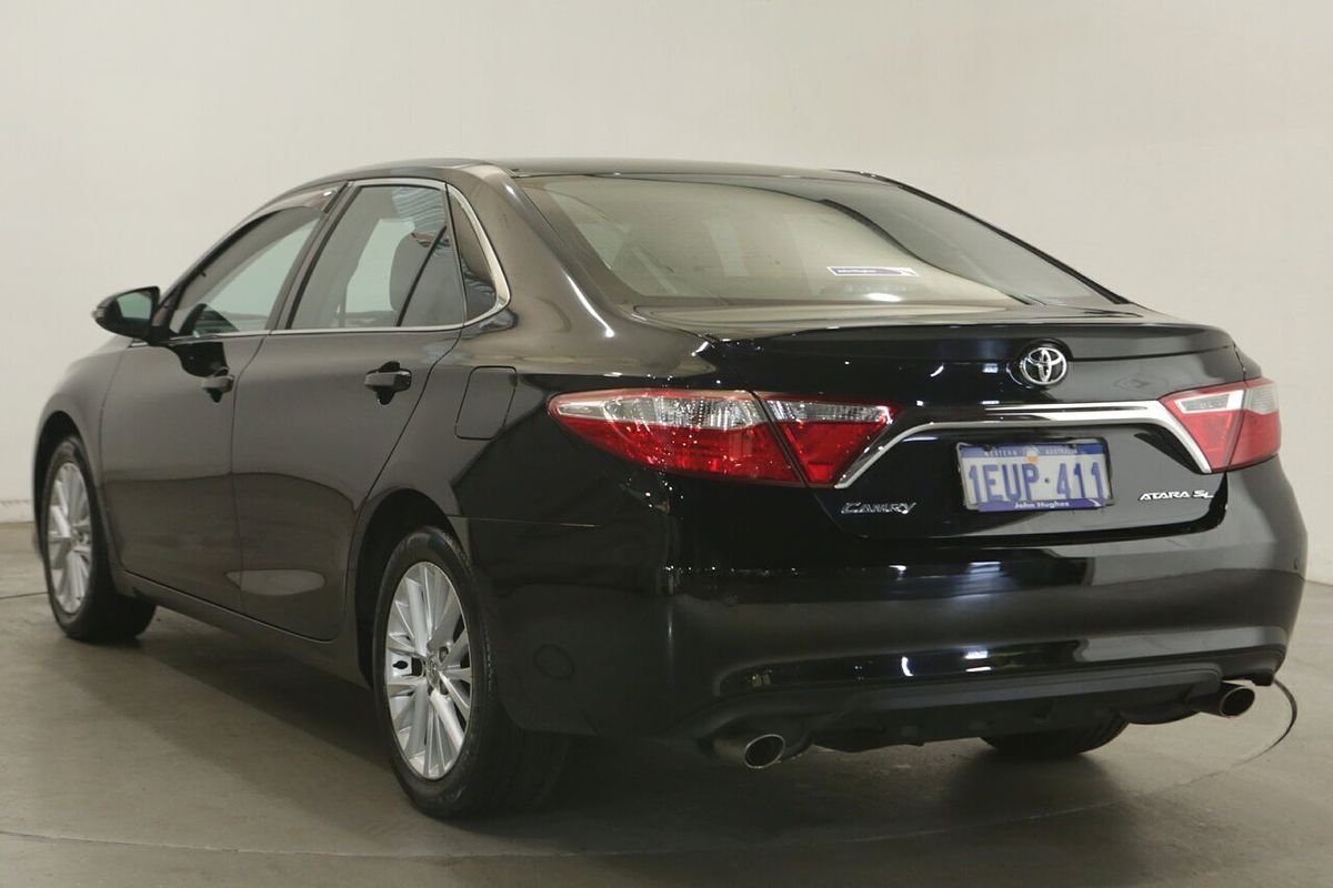 2015 Toyota Camry Atara SL AVV50R