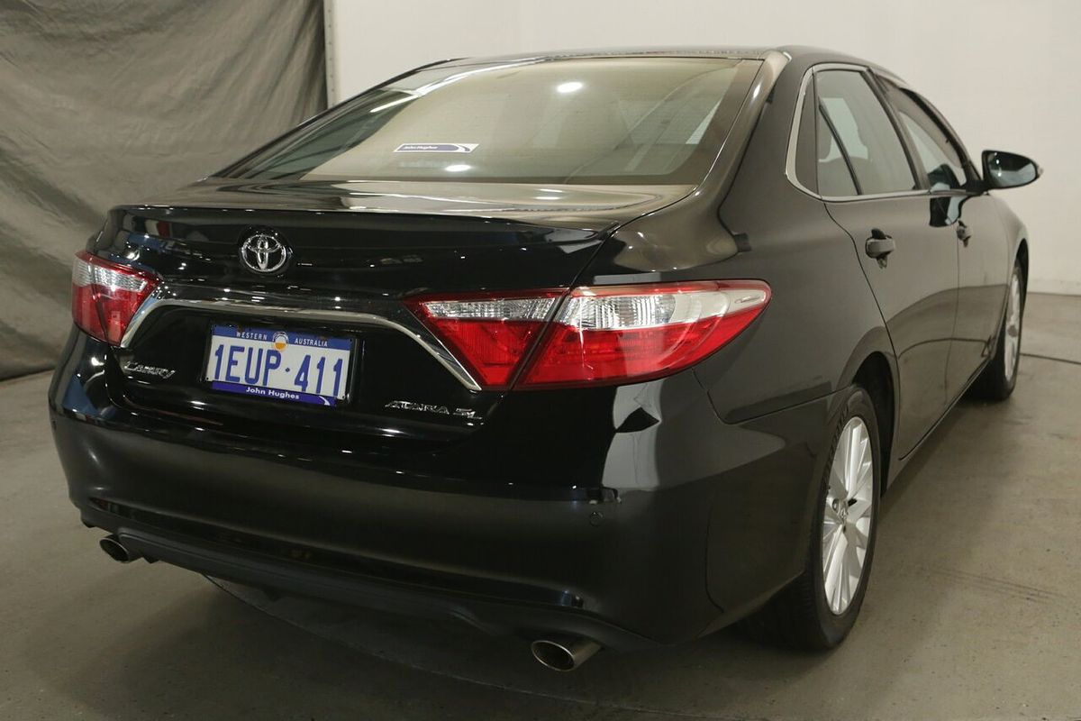 2015 Toyota Camry Atara SL AVV50R