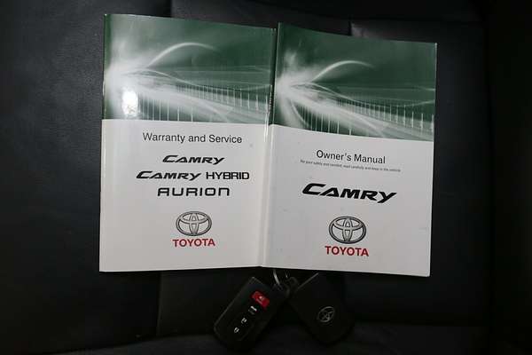 2015 Toyota Camry Atara SL AVV50R