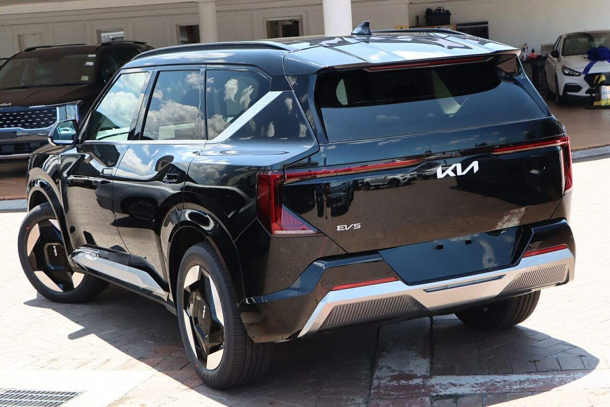 2025 Kia EV5 Earth OVc