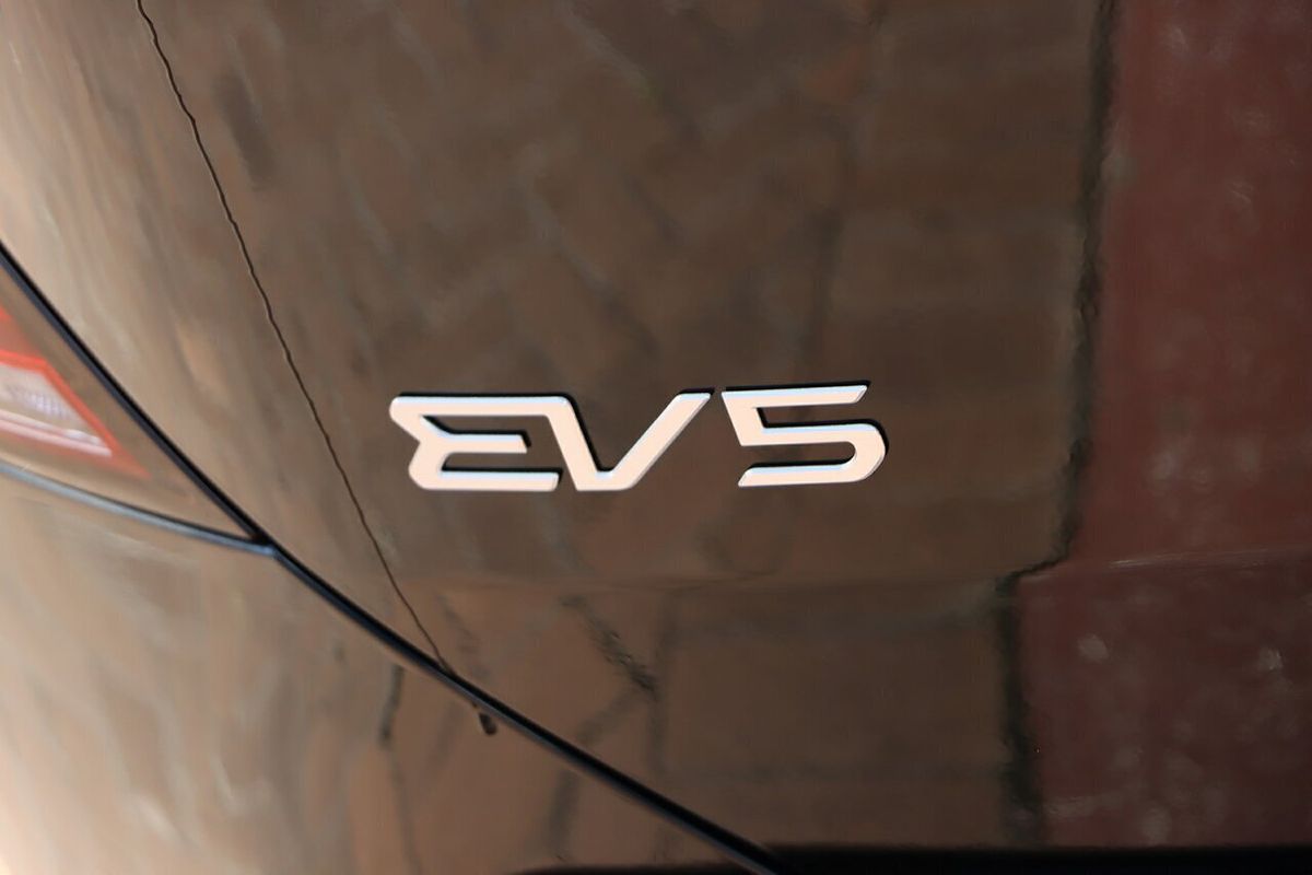 2025 Kia EV5 Earth OVc