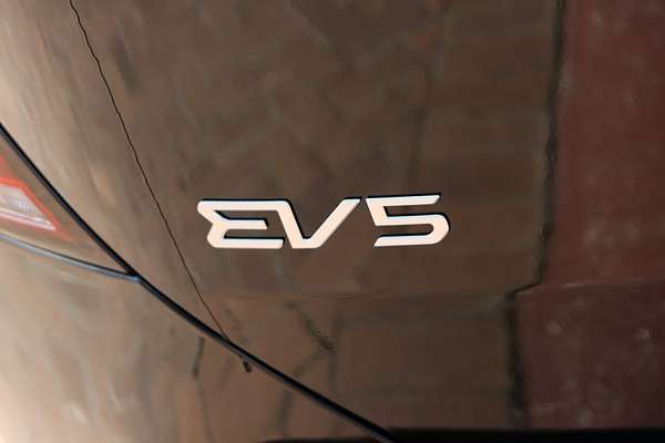 2025 Kia EV5 Earth OVc