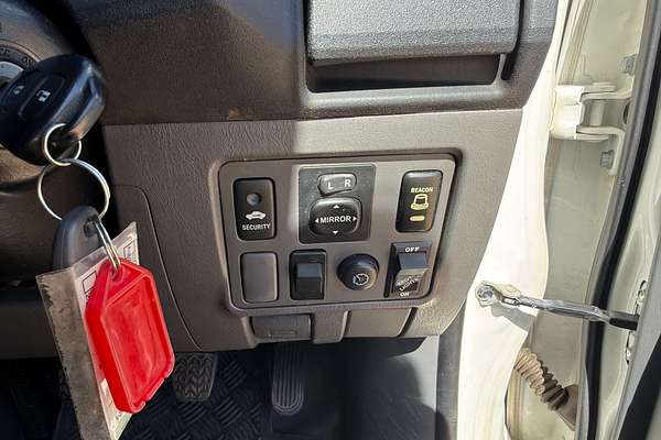 2014 Toyota Hilux SR KUN16R Rear Wheel Drive