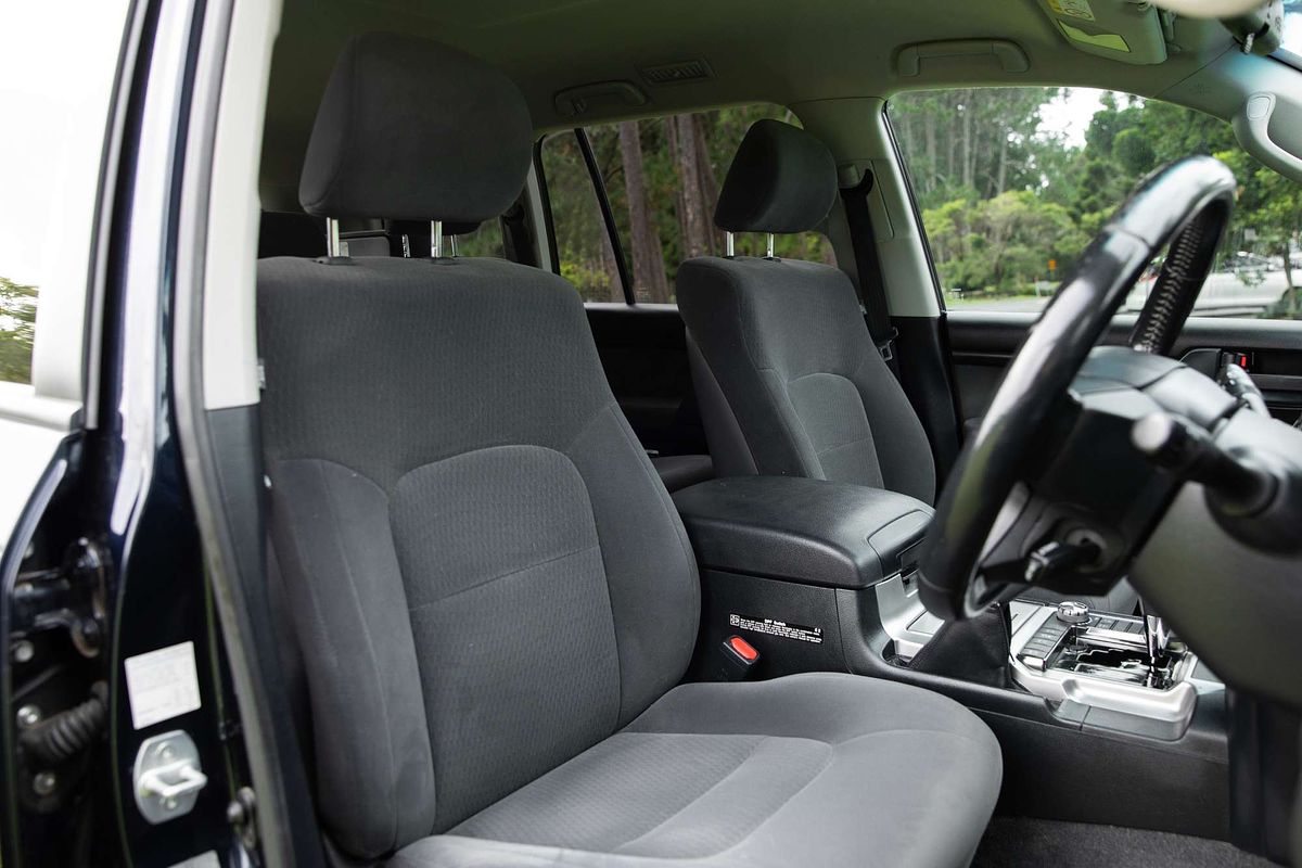 2019 Toyota Landcruiser GXL VDJ200R