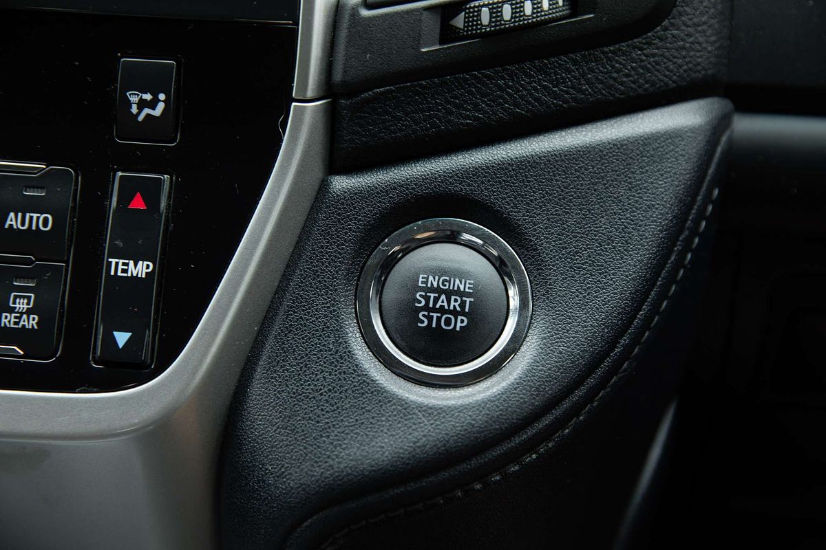 2019 Toyota Landcruiser GXL VDJ200R