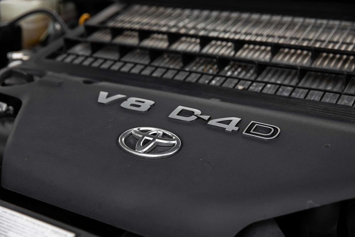2019 Toyota Landcruiser GXL VDJ200R