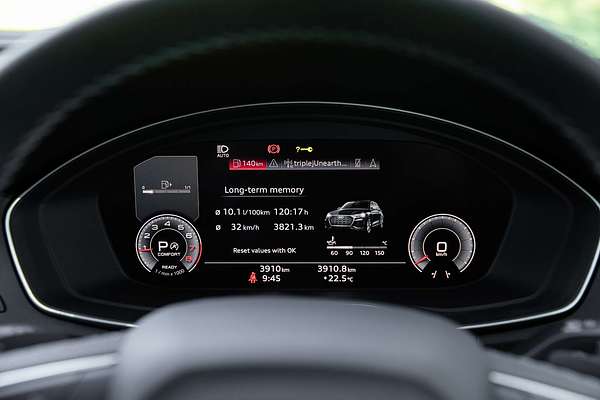 2024 Audi Q5 45 TFSI S line FY