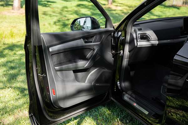 2024 Audi Q5 45 TFSI S line FY