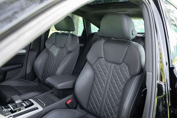 2024 Audi Q5 45 TFSI S line FY