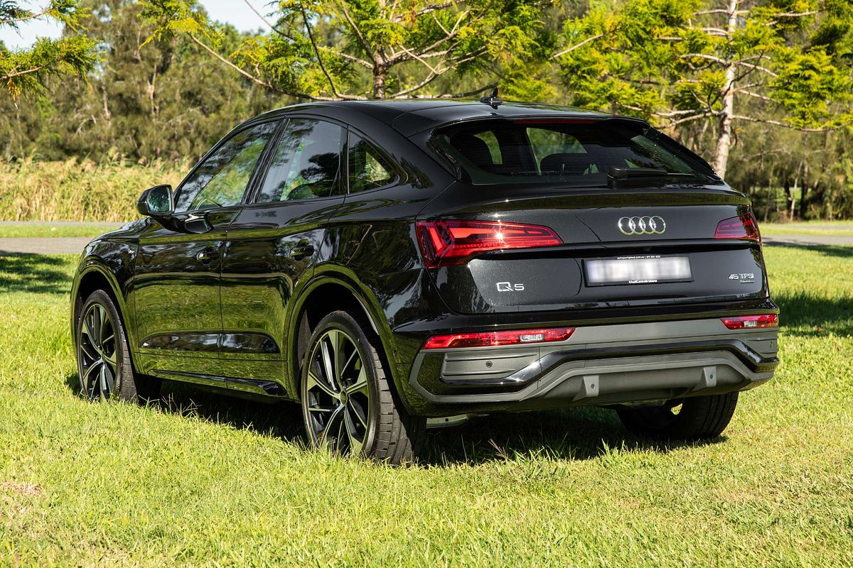 2024 Audi Q5 45 TFSI S line FY