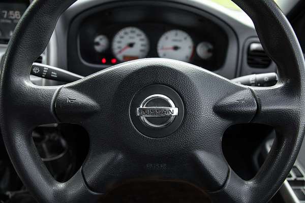 2012 Nissan Navara ST-R D22 4X4