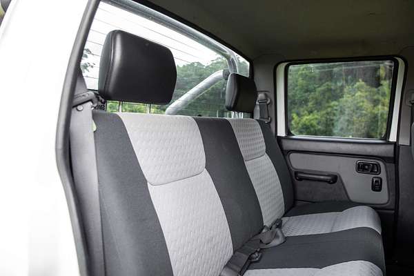 2012 Nissan Navara ST-R D22 4X4