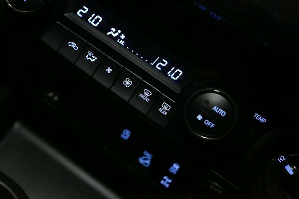 2024 Toyota Hilux SR GUN126R 4X4