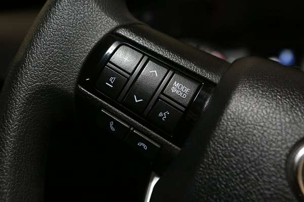 2024 Toyota Hilux SR GUN126R 4X4
