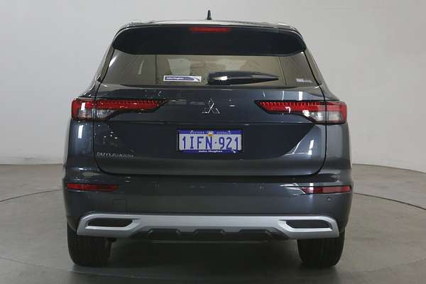 2024 Mitsubishi Outlander LS ZM