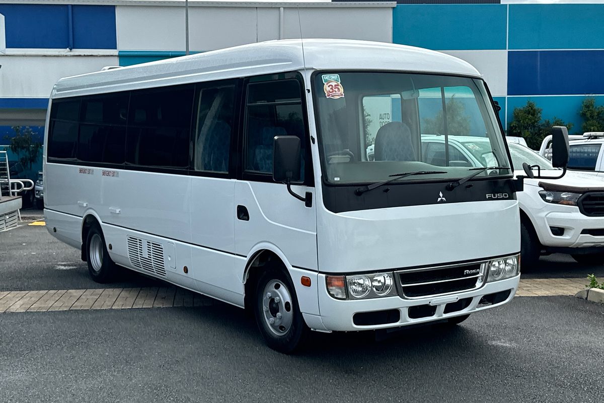 2015 Mitsubishi ROSA DELUXE BE600