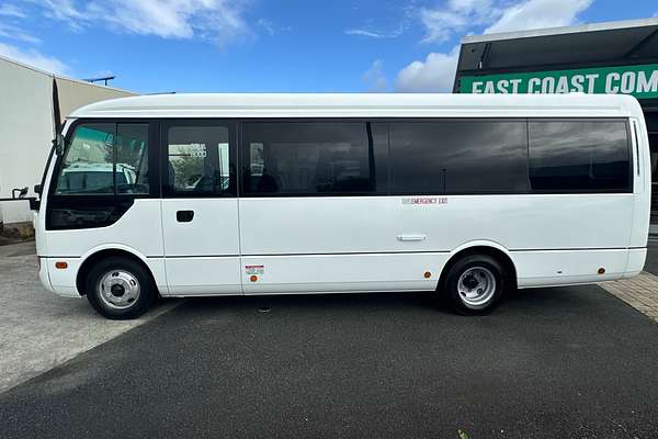 2015 Mitsubishi ROSA DELUXE BE600