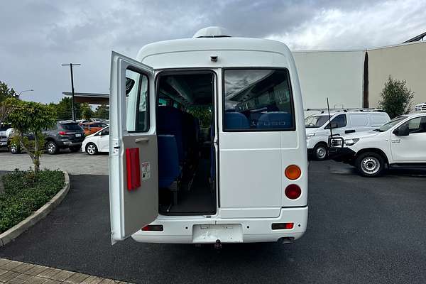 2015 Mitsubishi ROSA DELUXE BE600