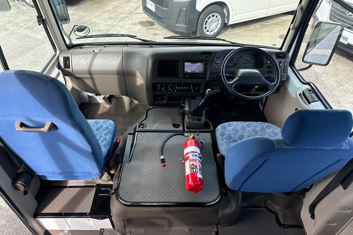 2015 Mitsubishi ROSA DELUXE BE600