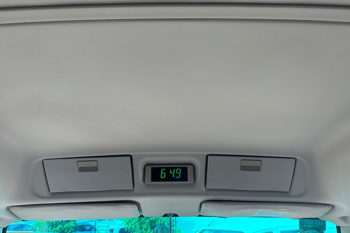 2015 Mitsubishi ROSA DELUXE BE600
