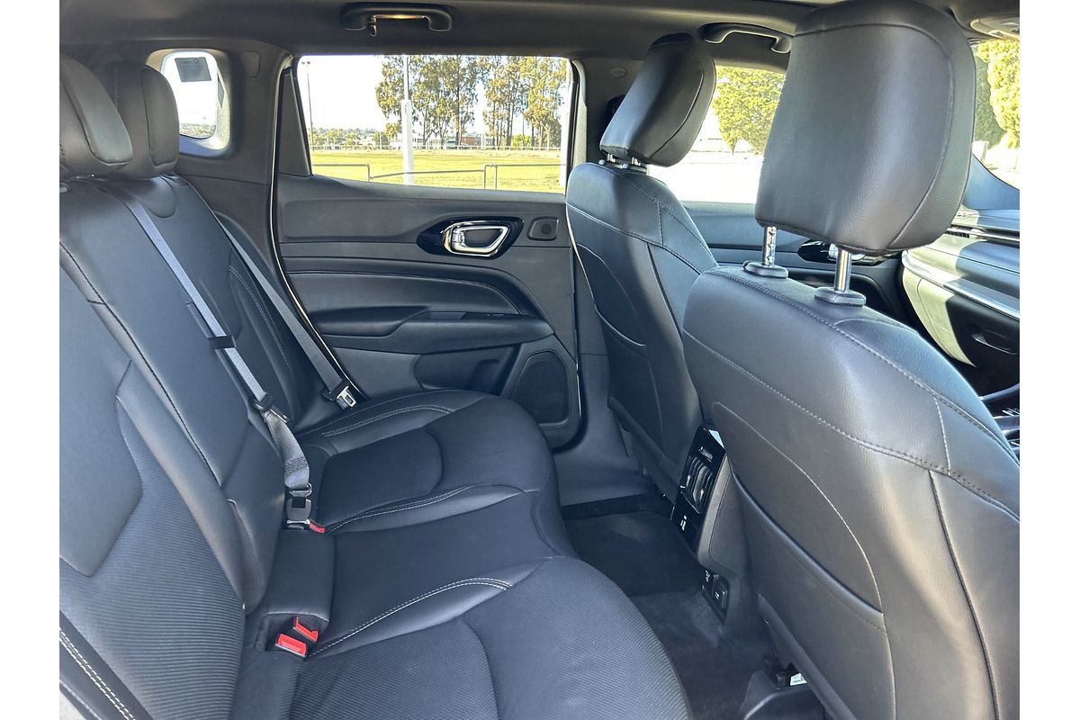 2023 Jeep Compass S-Limited M6
