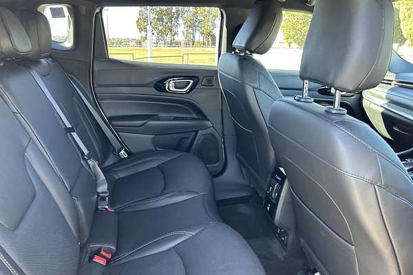 2023 Jeep Compass S-Limited M6