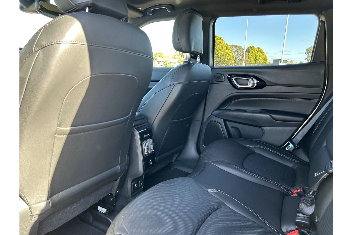 2023 Jeep Compass S-Limited M6
