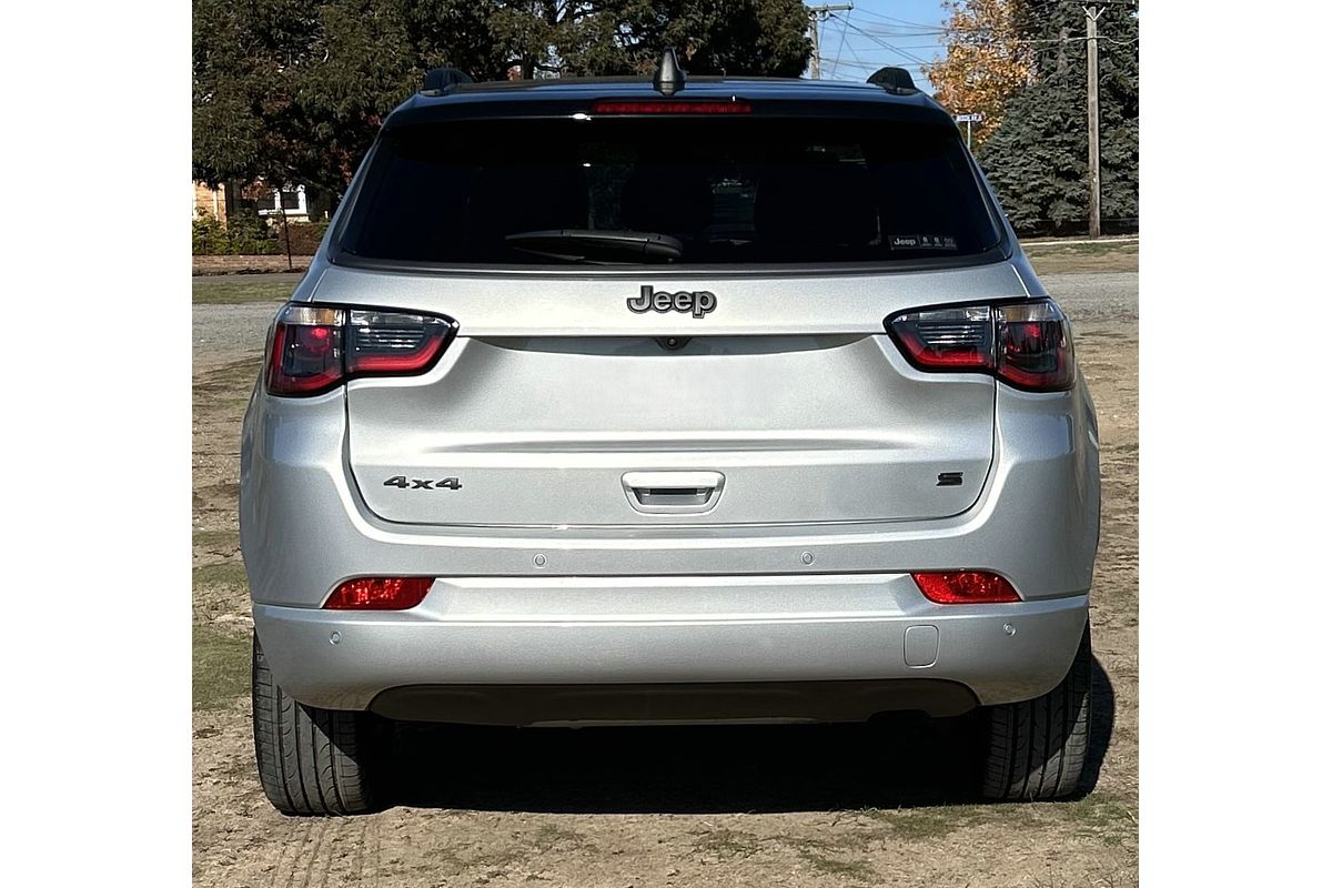 2023 Jeep Compass S-Limited M6