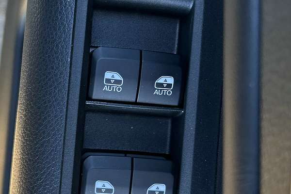 2023 Jeep Compass S-Limited M6
