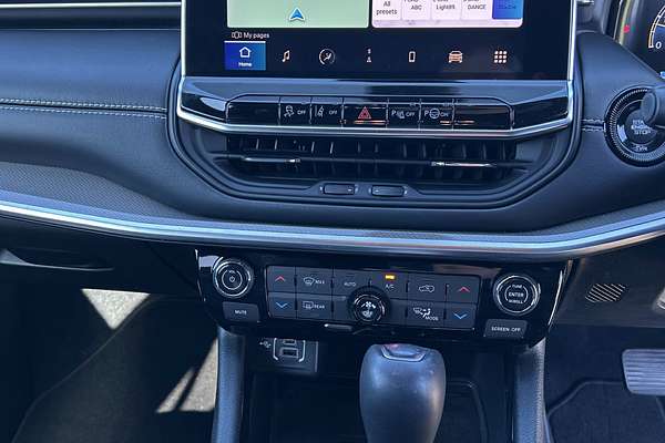 2023 Jeep Compass S-Limited M6