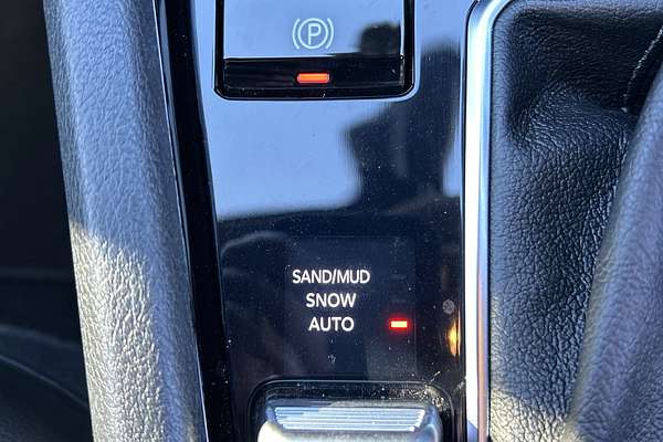 2023 Jeep Compass S-Limited M6