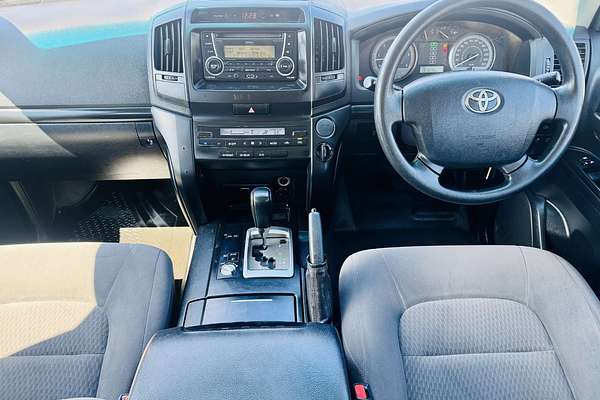 2016 Toyota Landcruiser GX VDJ200R