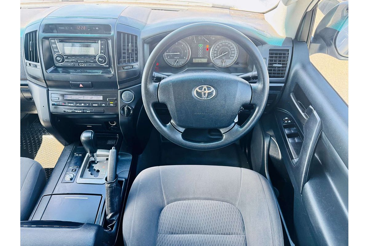 2016 Toyota Landcruiser GX VDJ200R