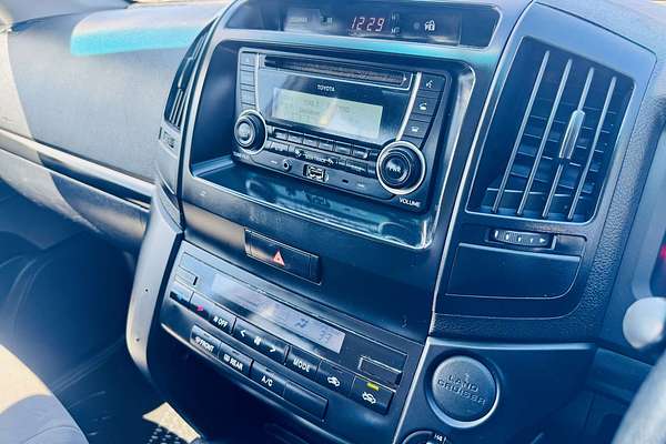 2016 Toyota Landcruiser GX VDJ200R