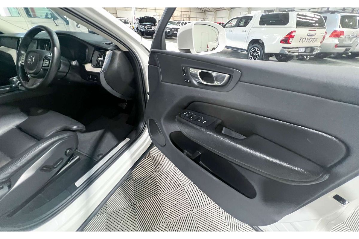 2020 Volvo XC60 T5 Inscription