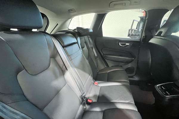 2020 Volvo XC60 T5 Inscription