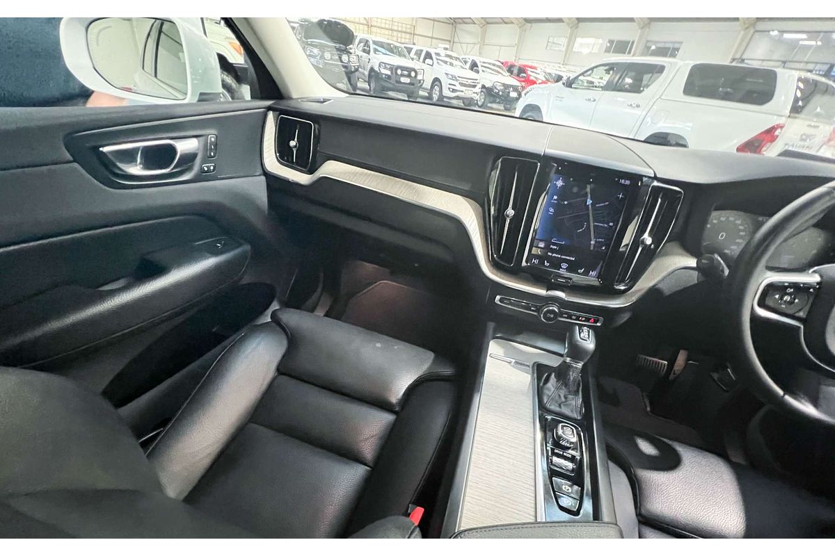2020 Volvo XC60 T5 Inscription