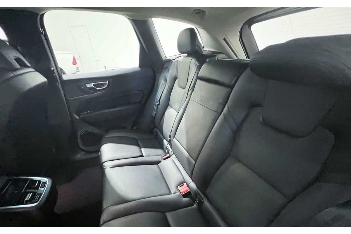 2020 Volvo XC60 T5 Inscription