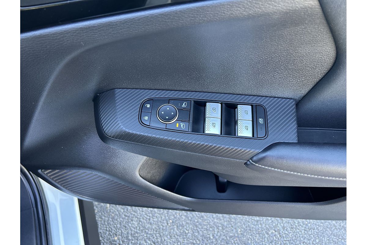 2023 Mitsubishi Outlander ES ZM