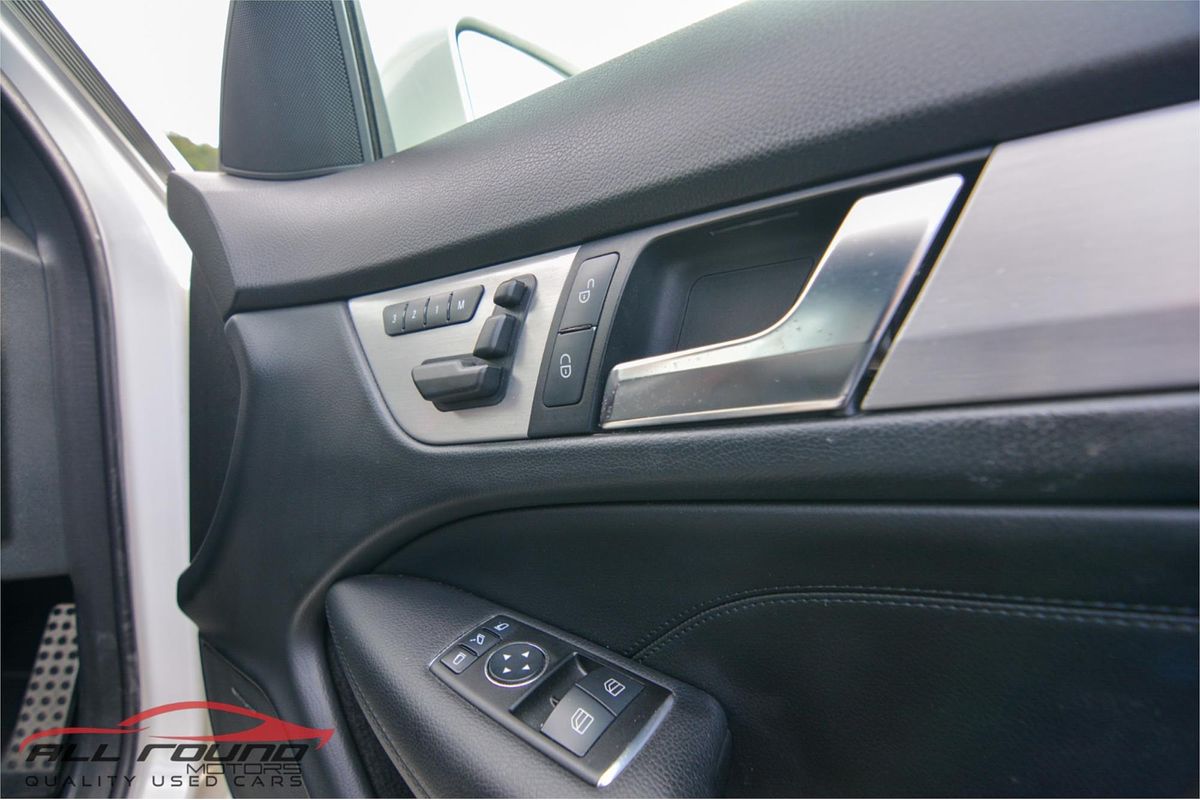2012 Mercedes-Benz C350 BE W204 MY12