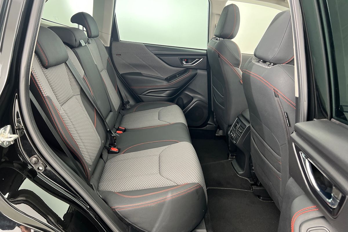 2022 Subaru Forester 2.5i Sport S5