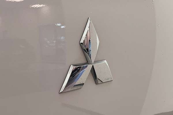 2023 Mitsubishi Triton GLS MR 4X4