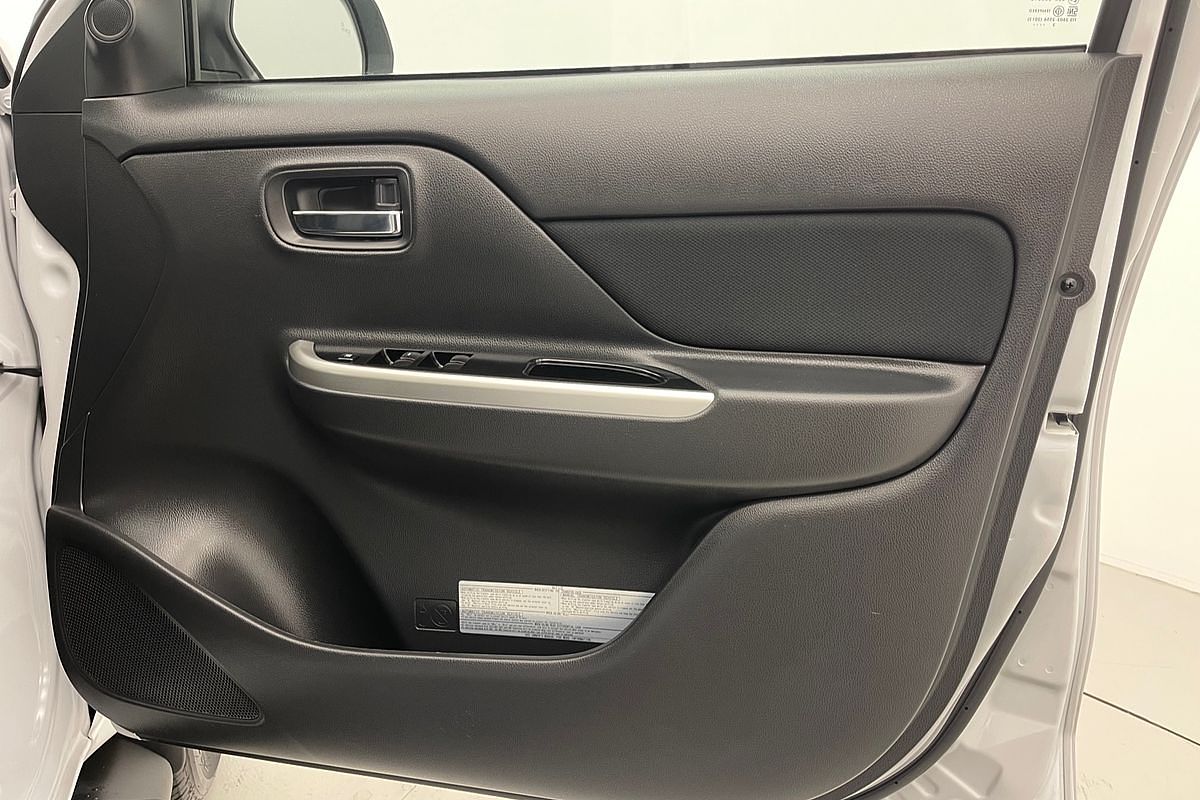 2023 Mitsubishi MR Triton GLS 2.4L D 6A/T 4X4 DC PU